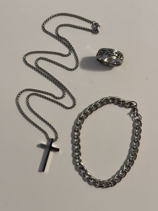 chain and ring